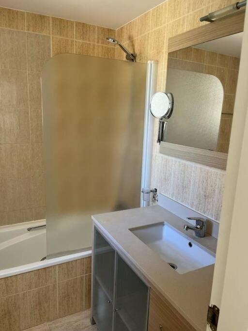 Apartment Close To 马尔韦利亚 外观 照片